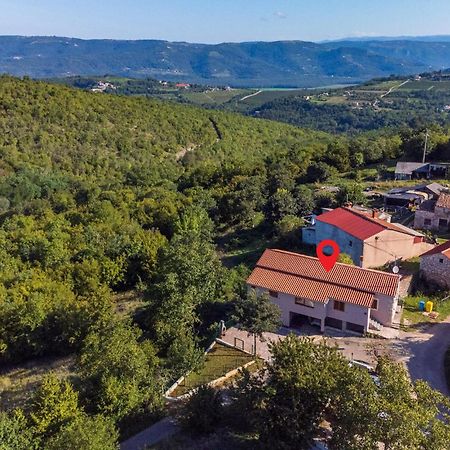 2 Bedroom Amazing Home In Rakotule Dış mekan fotoğraf